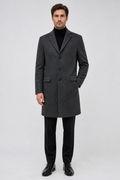 Hugo Coat